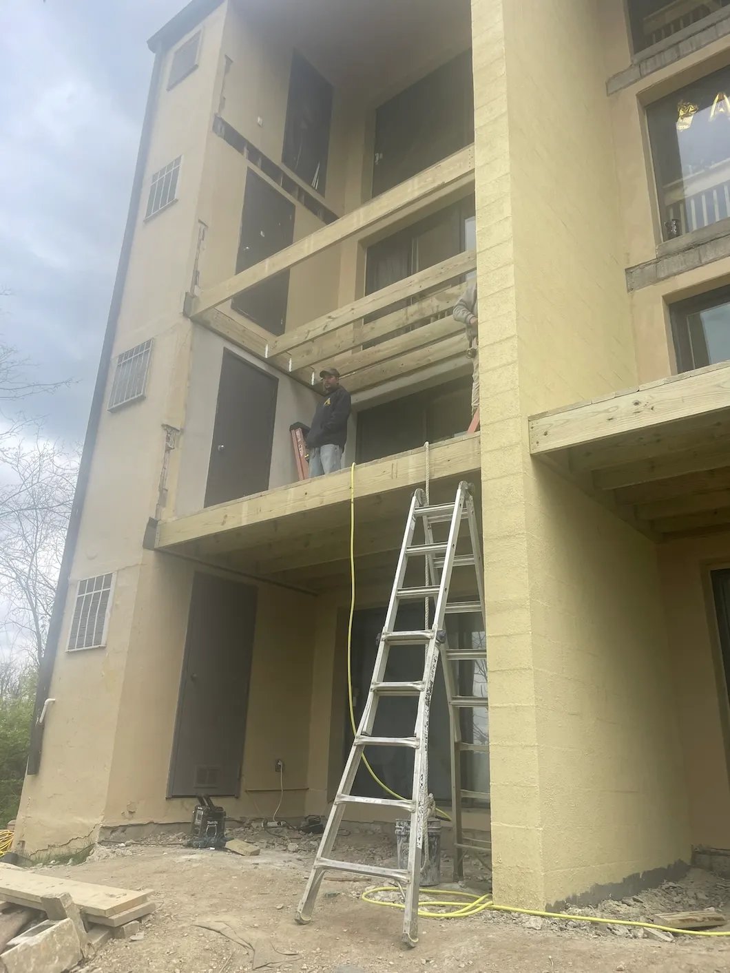 Swallow Hill balcony reconstruction in progress